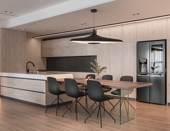 Light Natural Wood Tone Open Sintered Stone Kitchen Cabinet